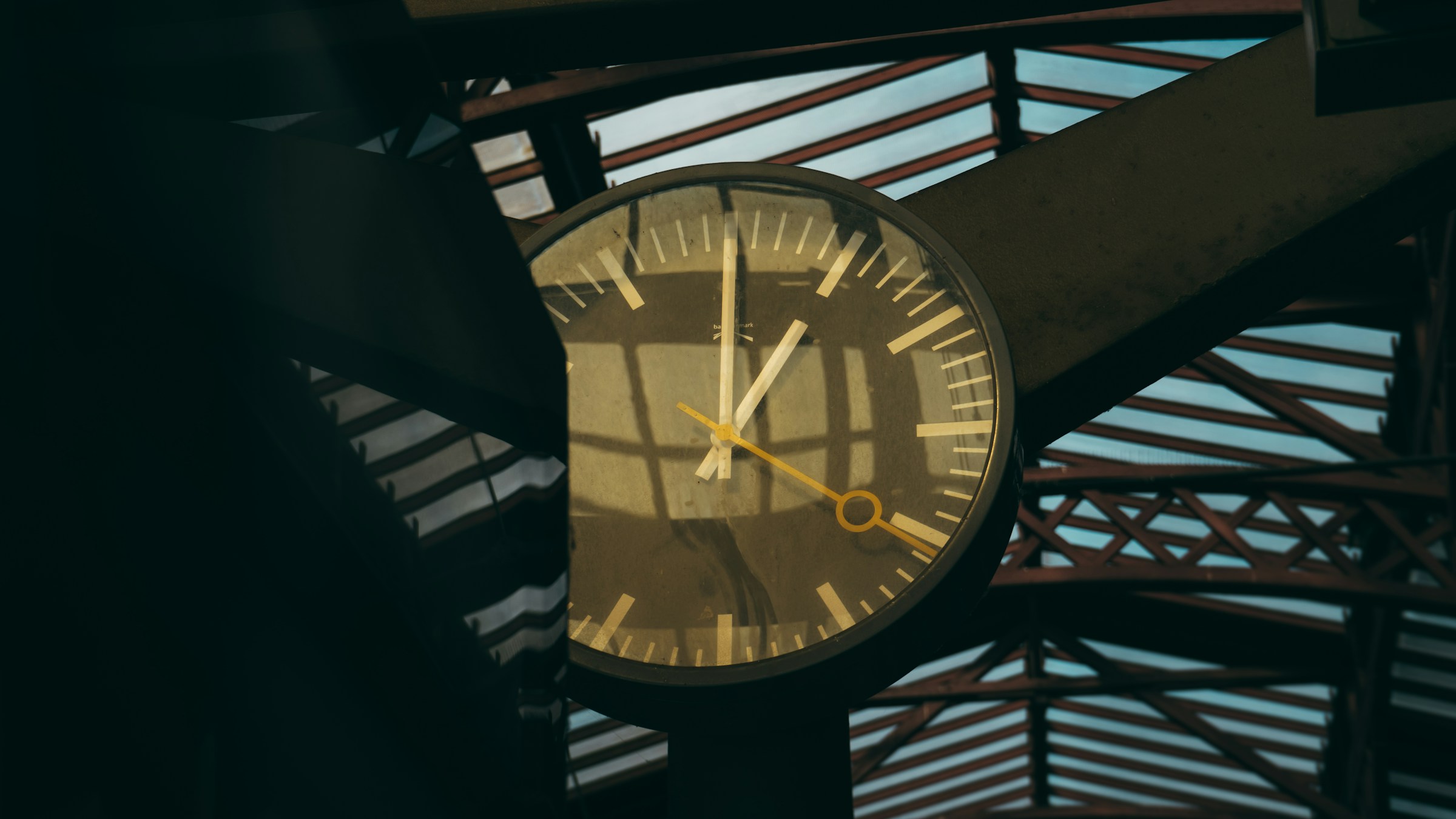 time on roof - Best Time to Post YouTube Shorts