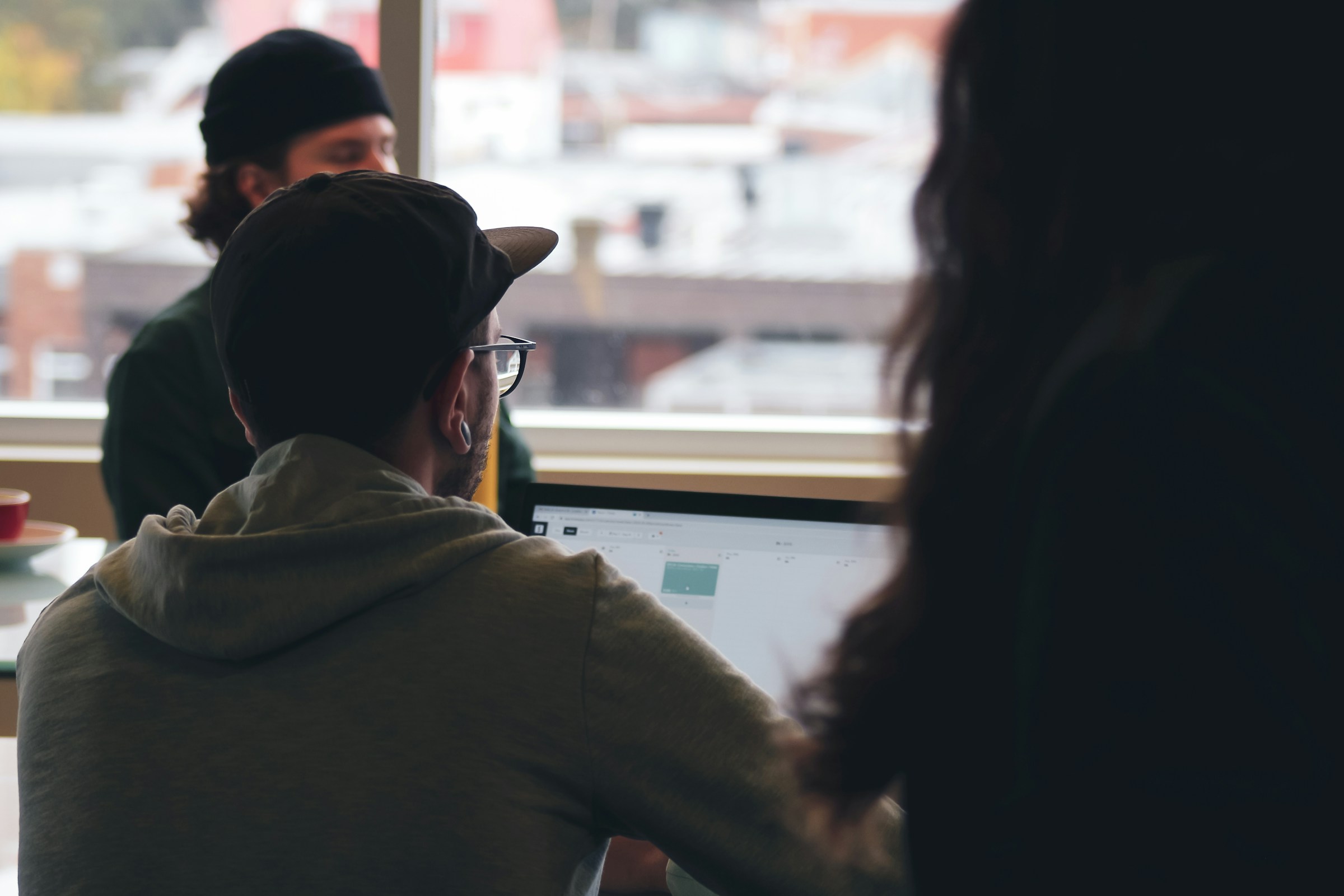 man working - YouTube Shorts Ratio