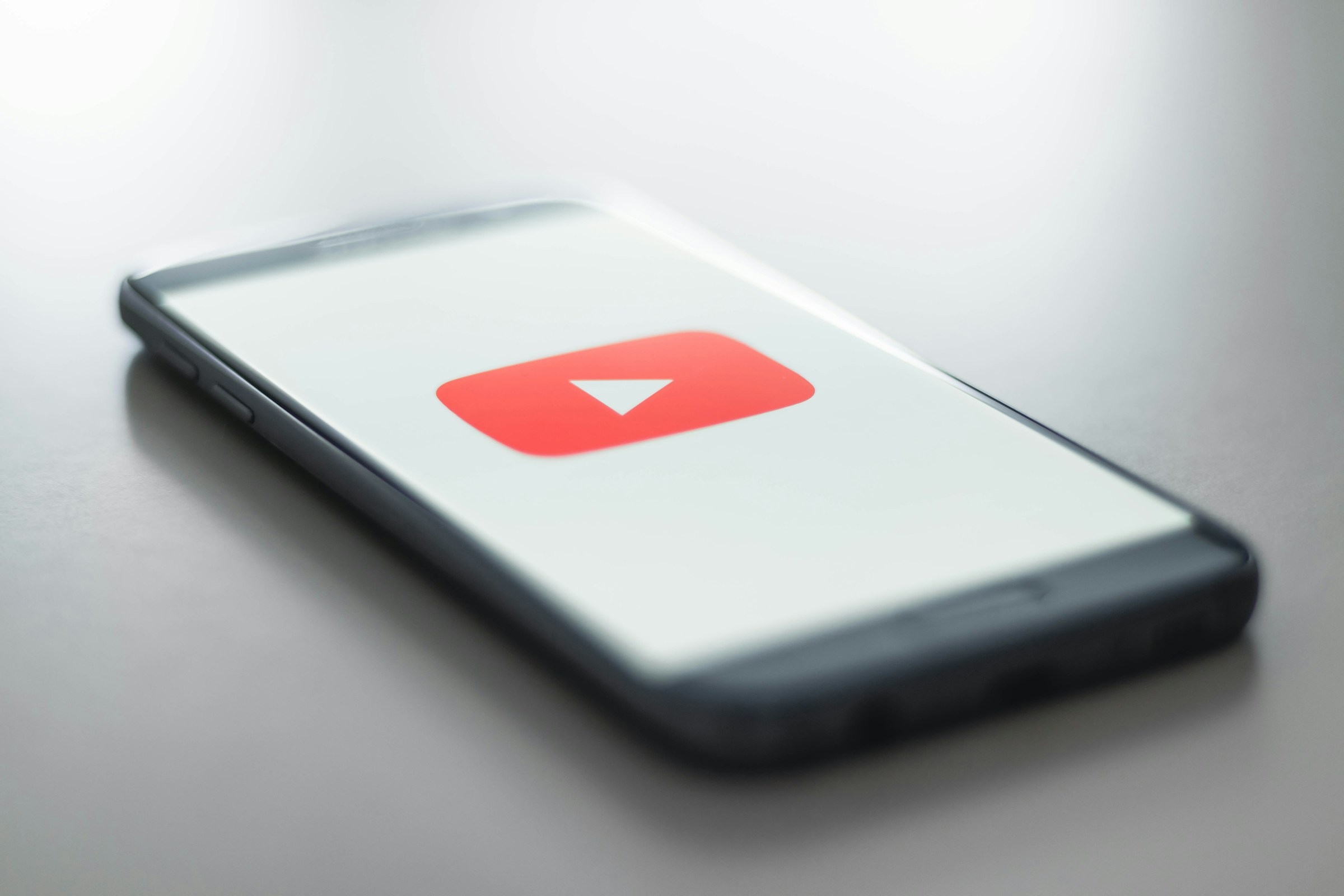 youtube apps - Best Hashtags to Use On YouTube Shorts